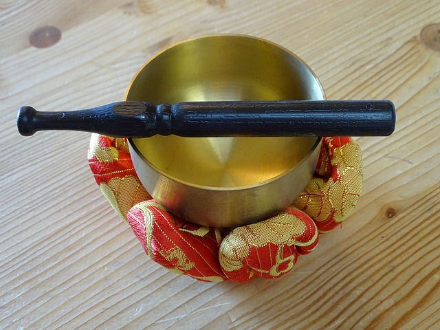 singing-bowl-2358464_640