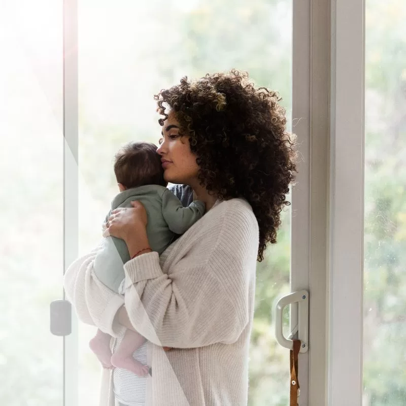 apw-blog-aug25-moms-sq