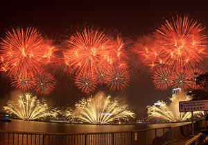 ring-in-new-year-01