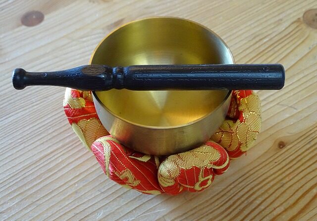 singing-bowl-2358464_640